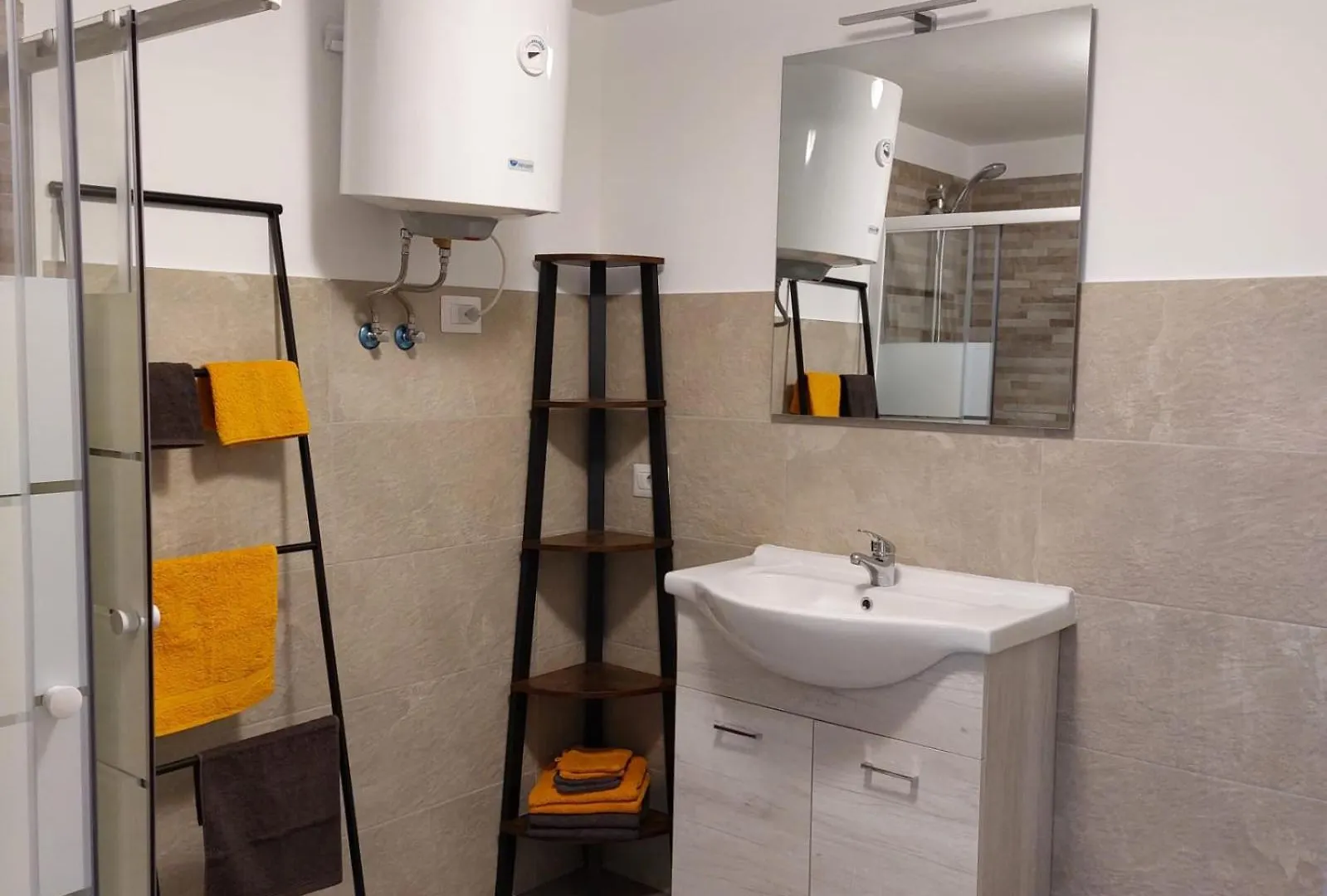 Casa Labirinto Vakantie-Appartementen Barna Apartmán